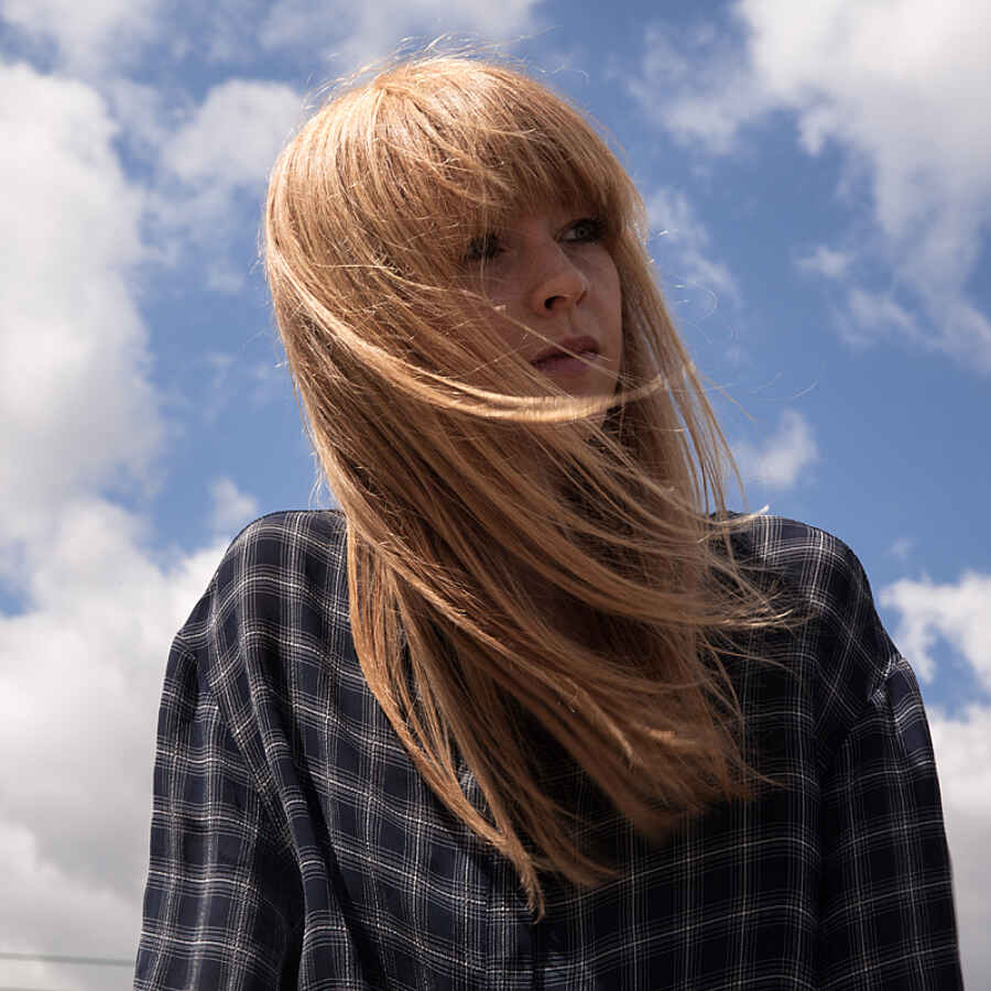 Lucy Rose shares 'Floral Dresses', featuring The Staves