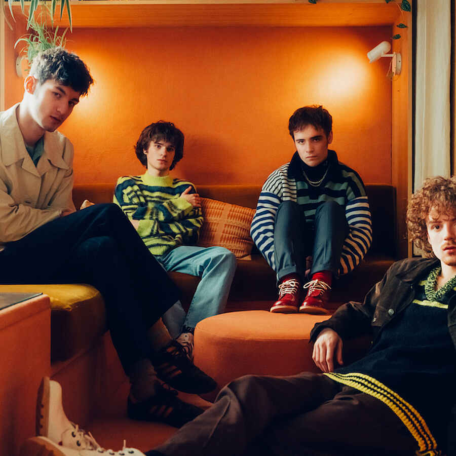 The Lounge Society share new single 'No Driver'