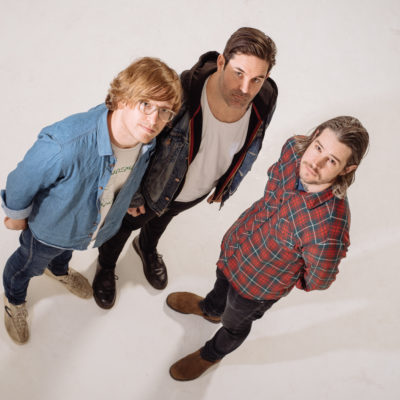 METZ have teamed up with a cult punk legend for a new 7" release