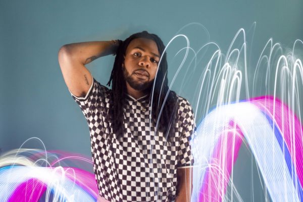 MNEK drops new video for 'Correct'