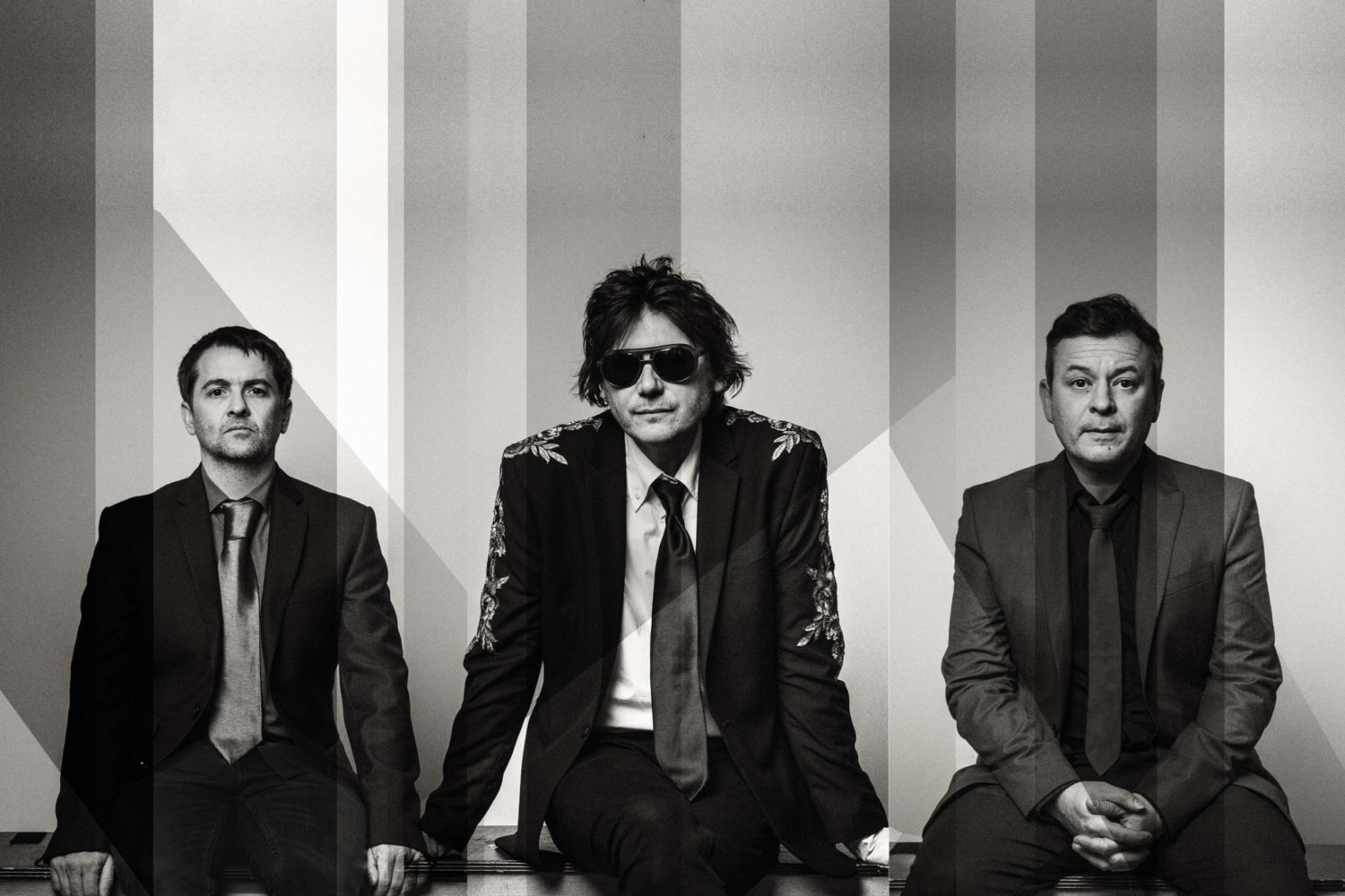 Manic Street Preachers announce new album ‘Resistance Is Futile’