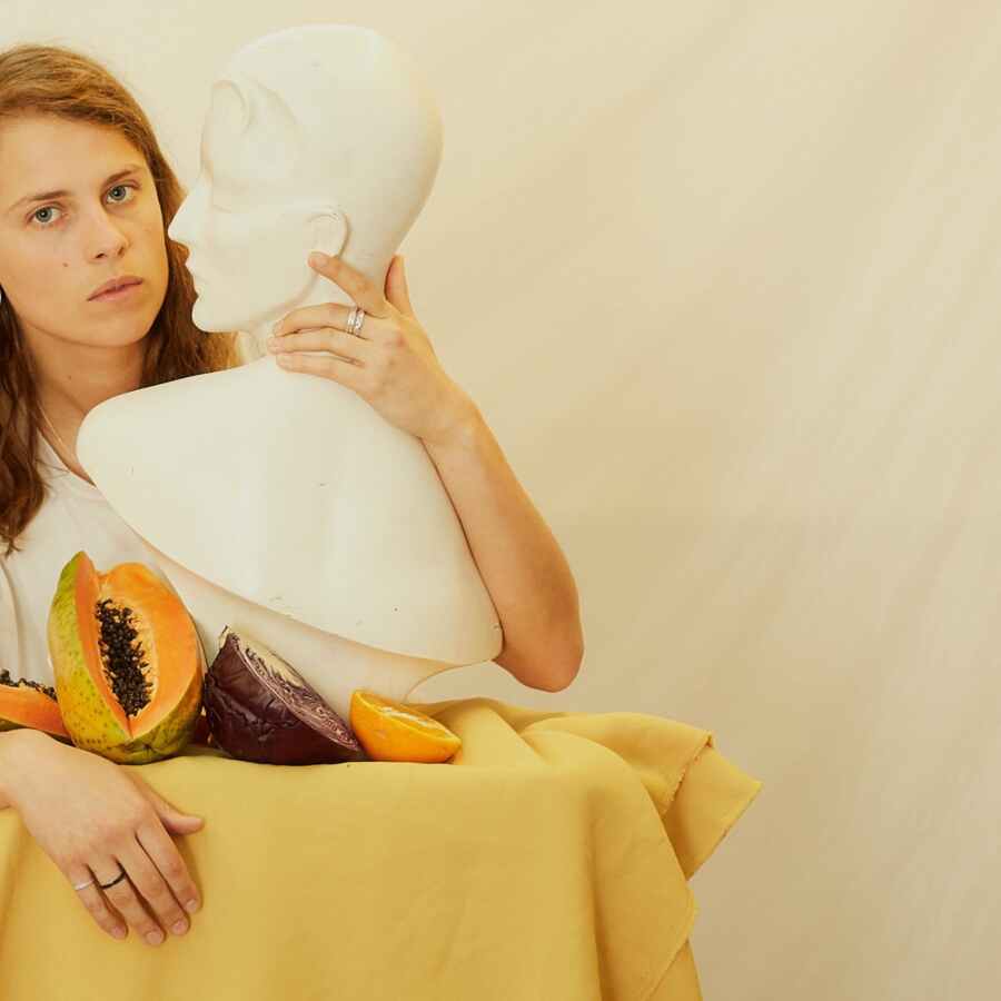 Marika Hackman: Sexual Healing
