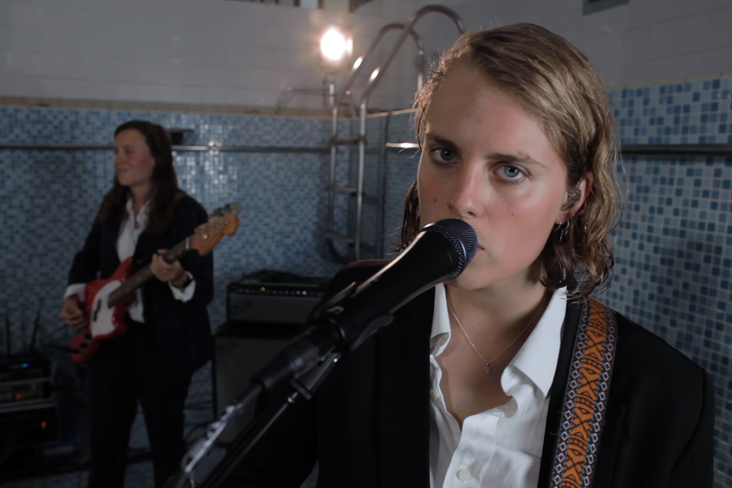 Marika Hackman releases live video cover of Sharon Van Etten’s ‘Jupiter 4’