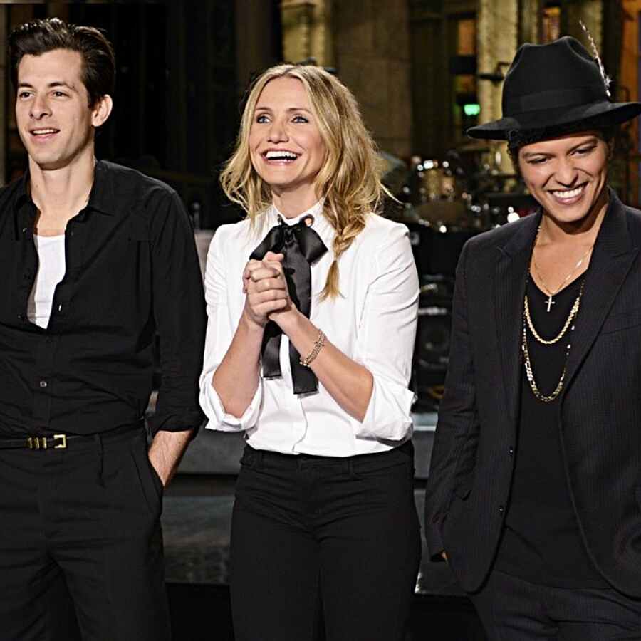 Watch Mark Ronson and Bruno Mars perform on Saturday Night Live