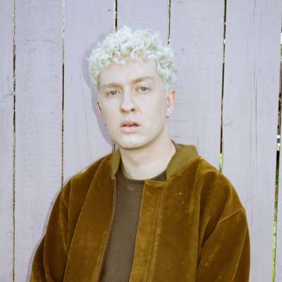 New Zealander Matthew Young shares the huge ‘Fix Me Up’