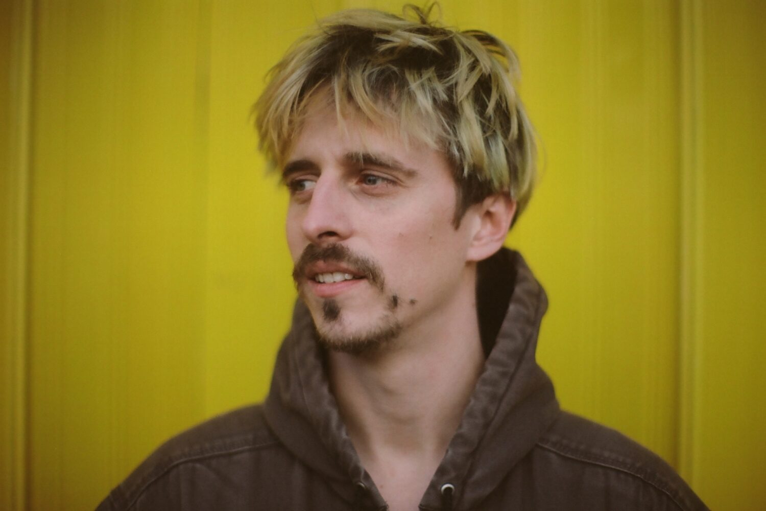 Mellah shares new track ‘Easy Breezy’