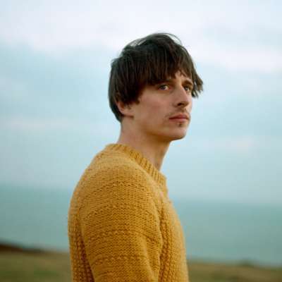 Mellah shares moving video for ‘Numb’