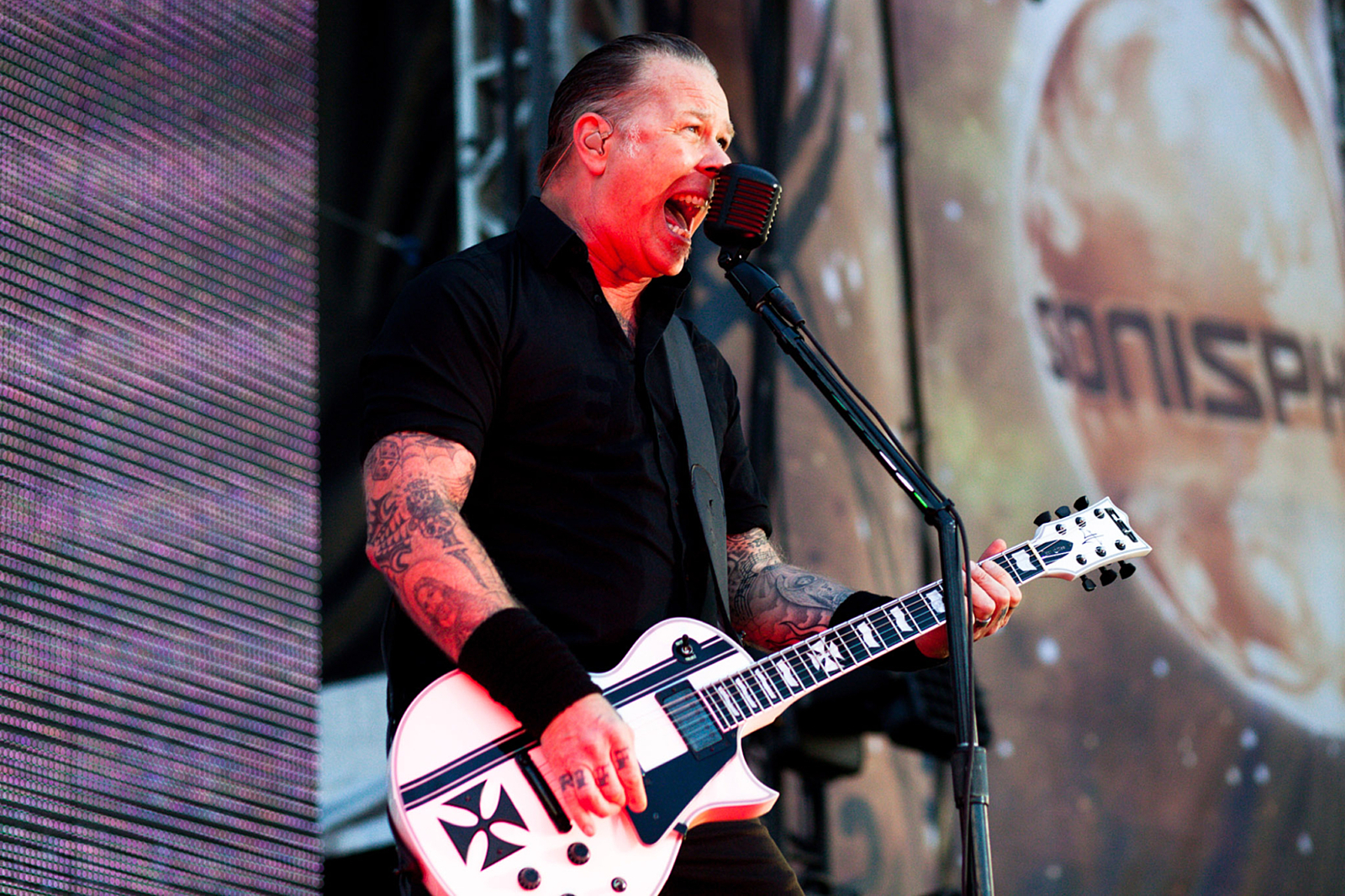 Metallica announce UK stadium shows