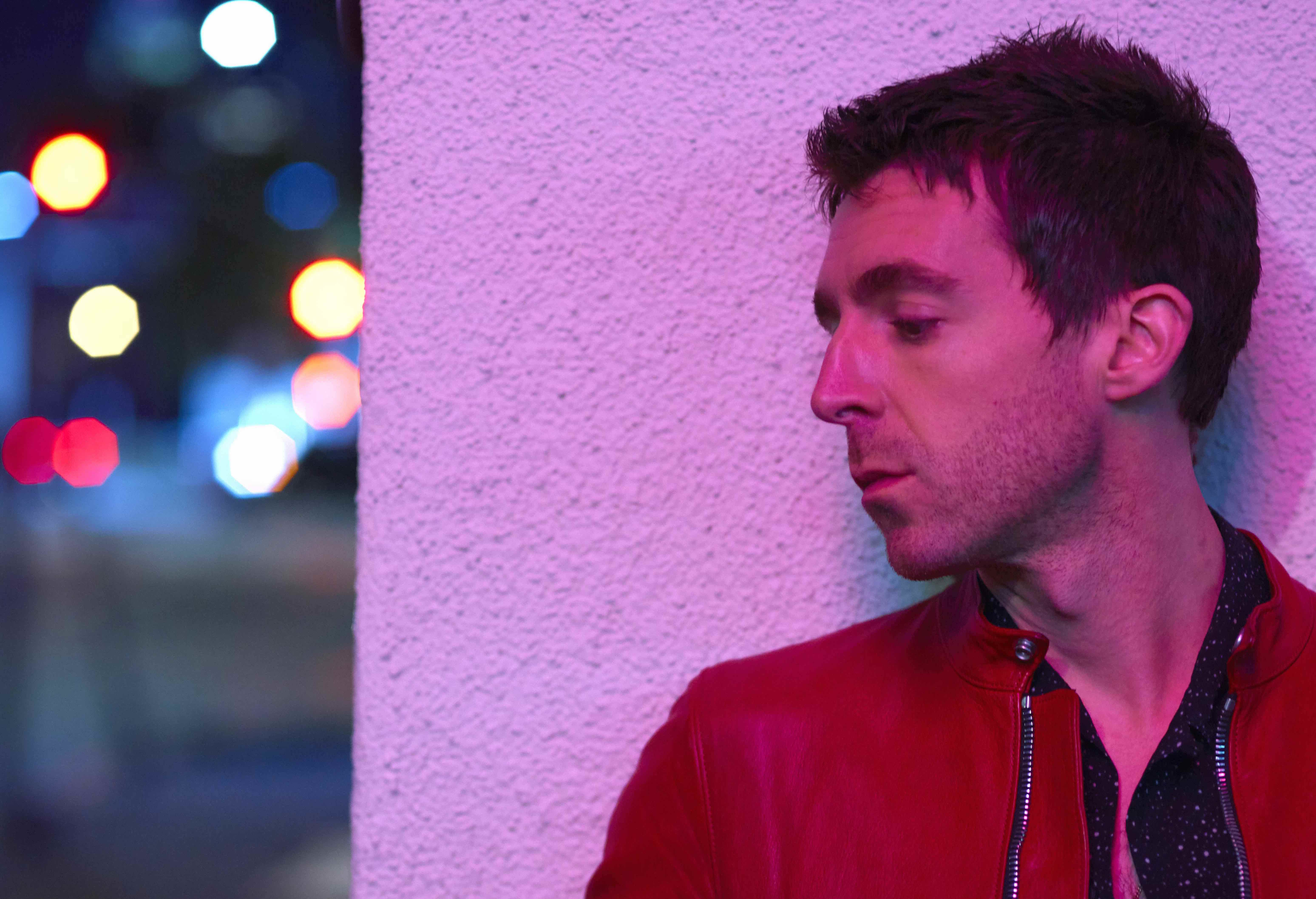 Miles Kane shares ‘Cry On My Guitar’