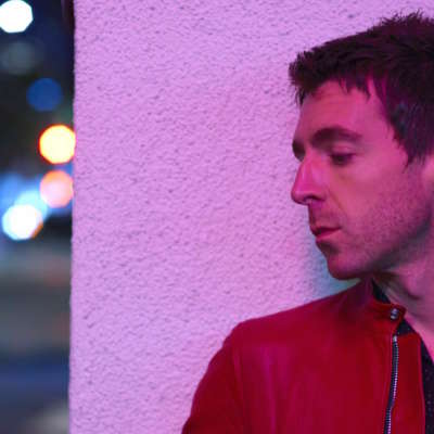 Miles Kane shares ‘Cry On My Guitar’