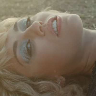 Miley Cyrus reveals ‘Angels Like You’ video