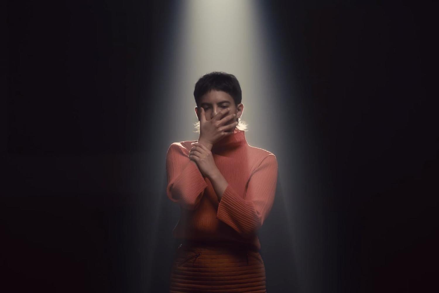 Miya Folick shares ‘Thingamajig’ video