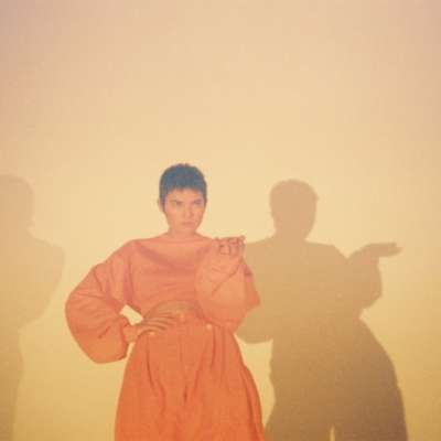 Miya Folick shares ‘Trouble Adjusting’