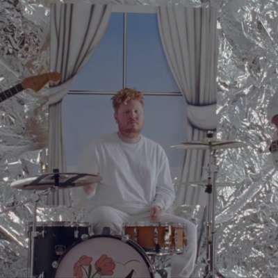 Moaning share a new video for ‘Artificial’