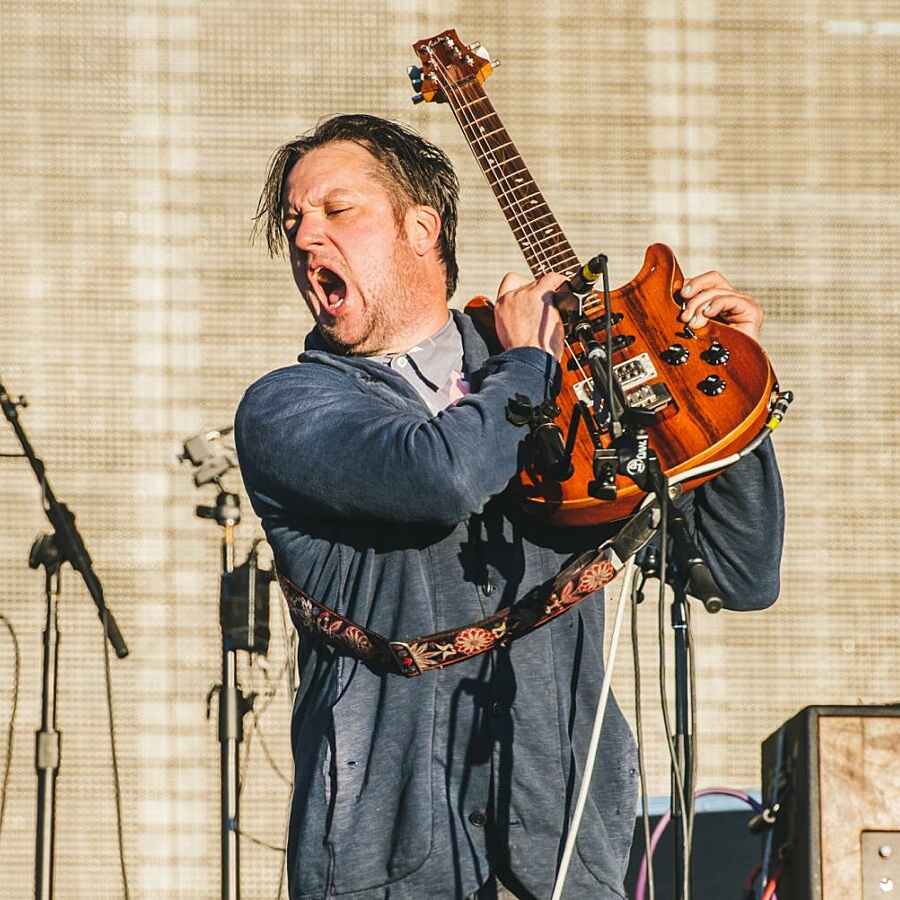 Modest Mouse's Isaac Brock took a snooze at the wheel of his car