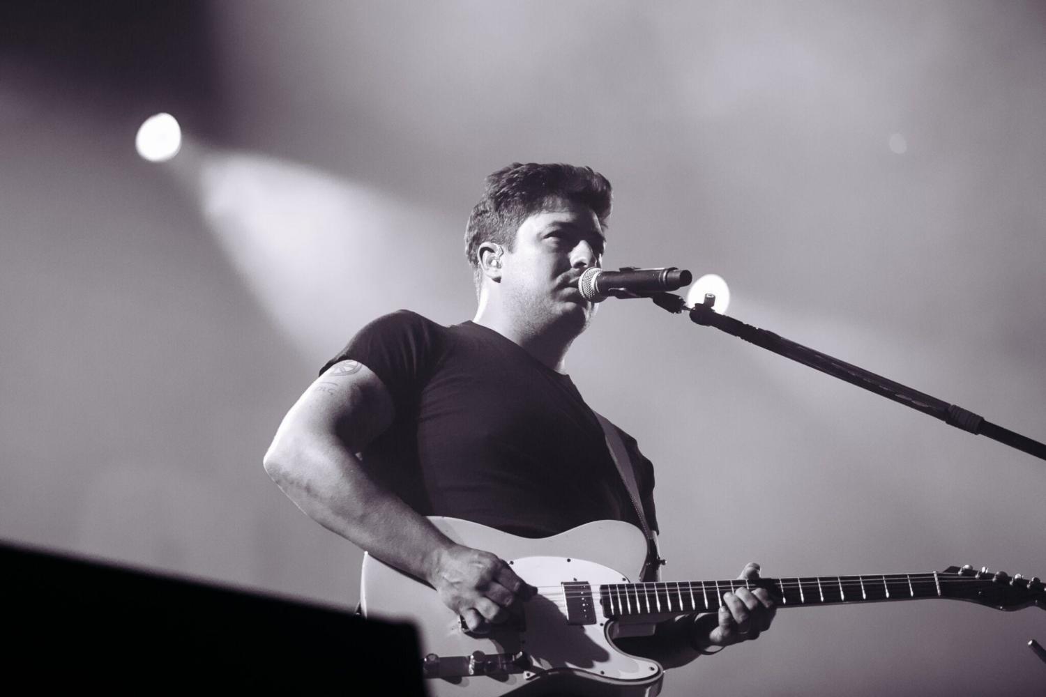 Mumford & Sons postpone UK shows
