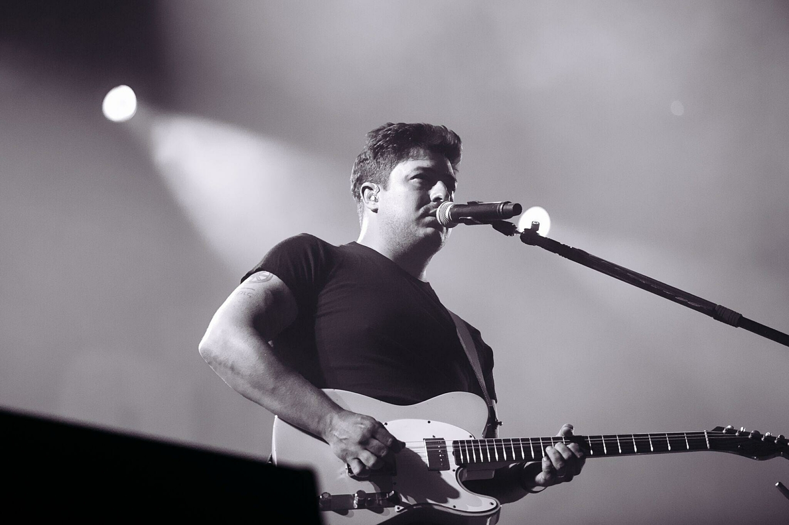 Mumford & Sons postpone UK shows