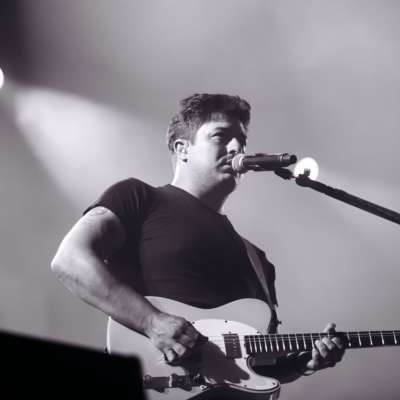 Mumford & Sons postpone UK shows