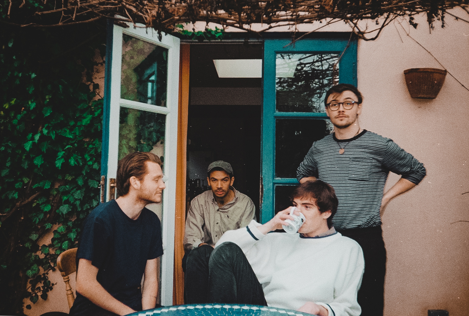 moa moa make their hypnotic introduction on debut track ‘Yellow Jacket’
