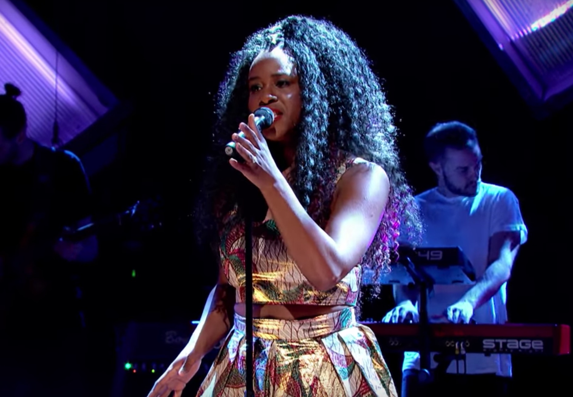 Watch Nao, The Last Shadow Puppets & more do Jools