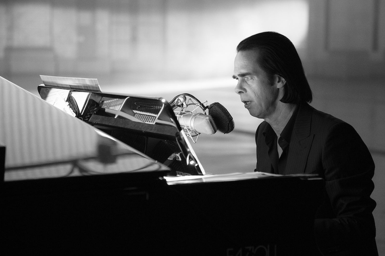 <strong>Nick Cave</strong> announces North America solo tour