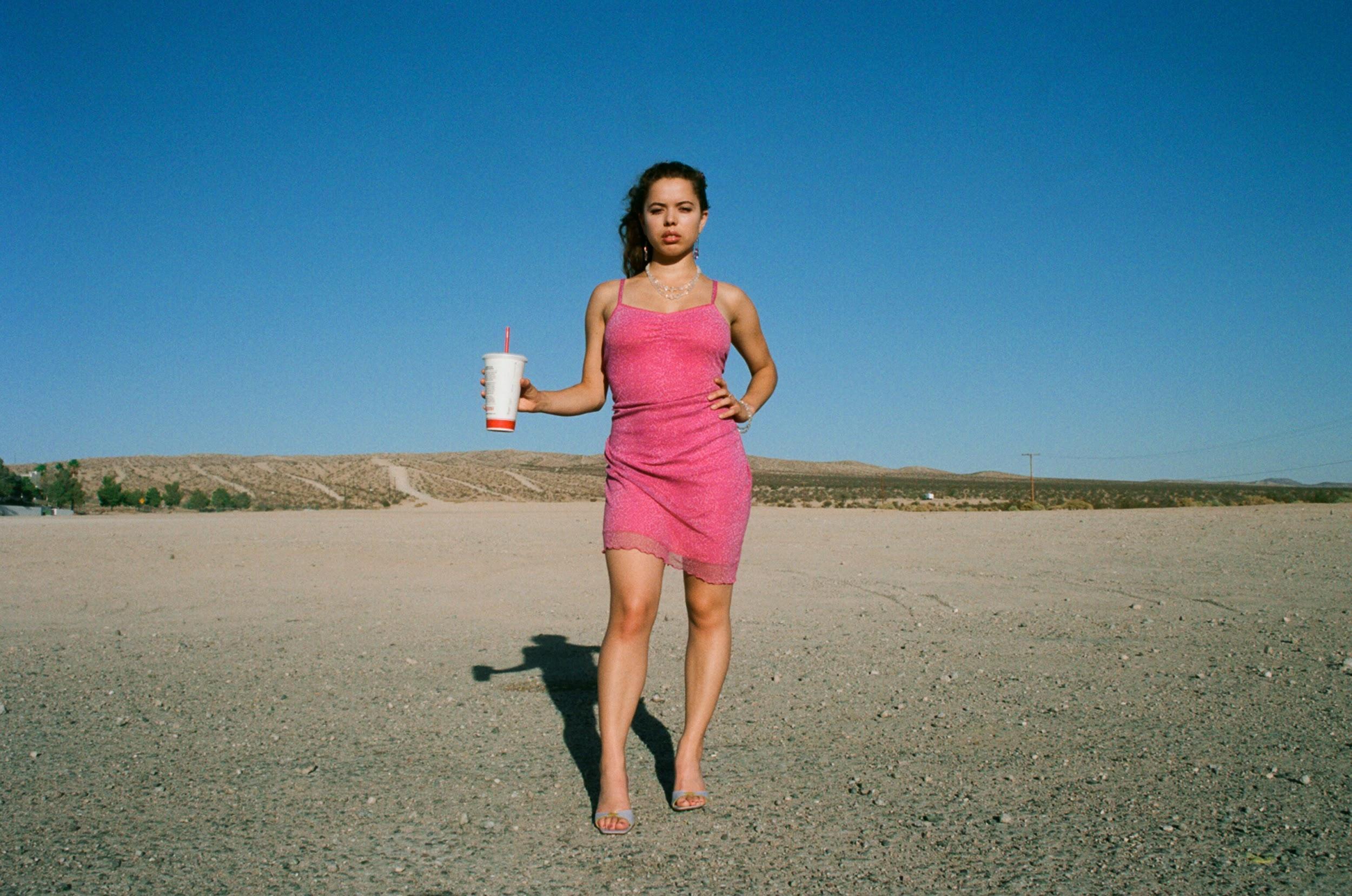 Nilüfer Yanya - In Your Head