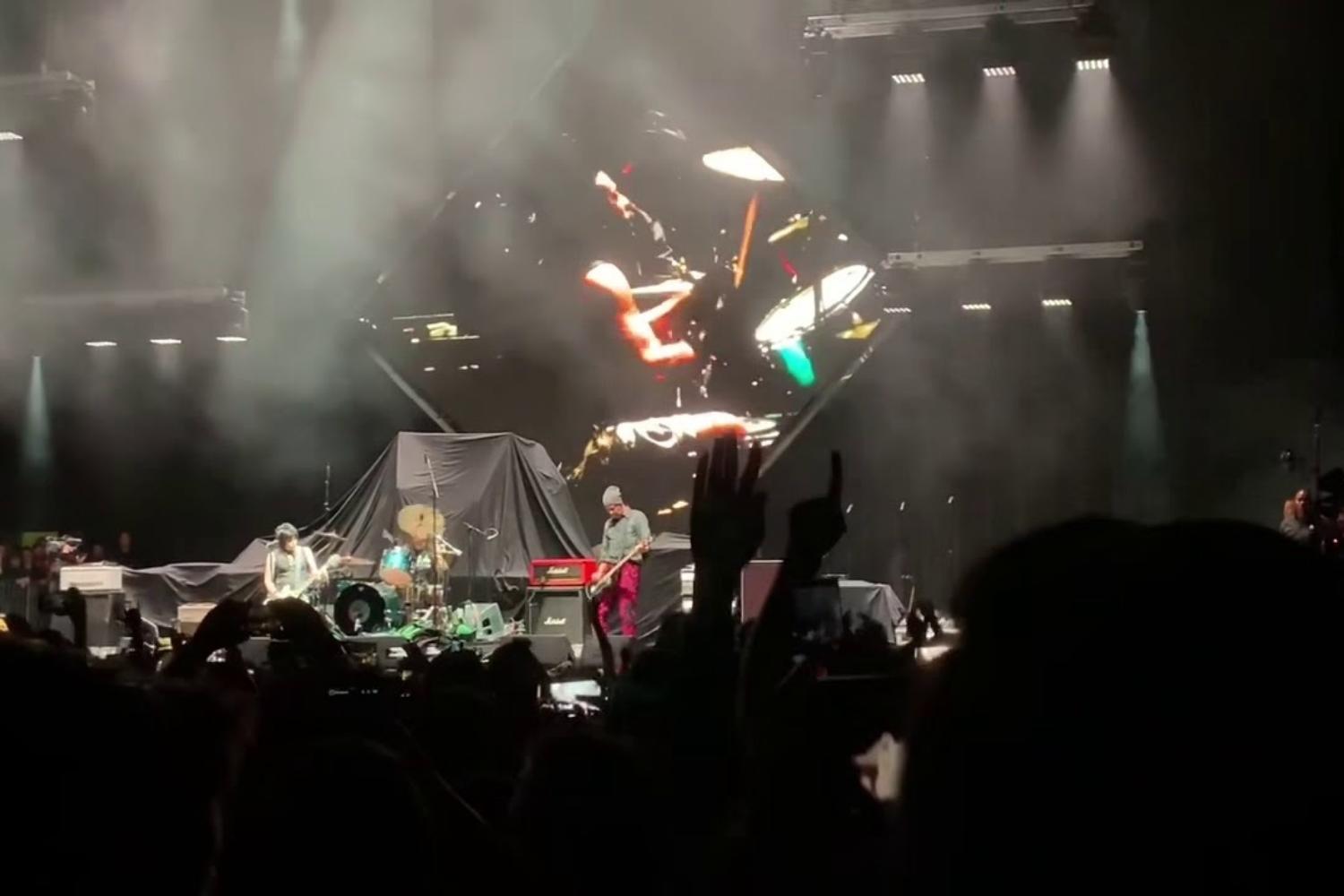 Watch Nirvana members reunite at Cal Jam festival