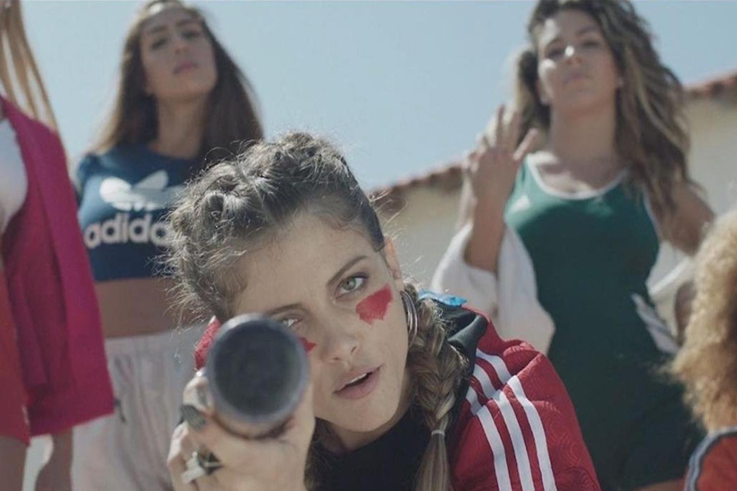 Noga Erez disrupts the peace in the video for ‘Noisy’