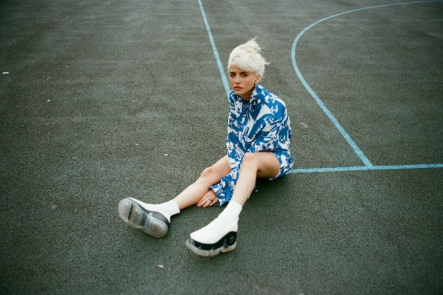 Noga Erez calls out societal pressure on women on biting new track ‘Cash Out’