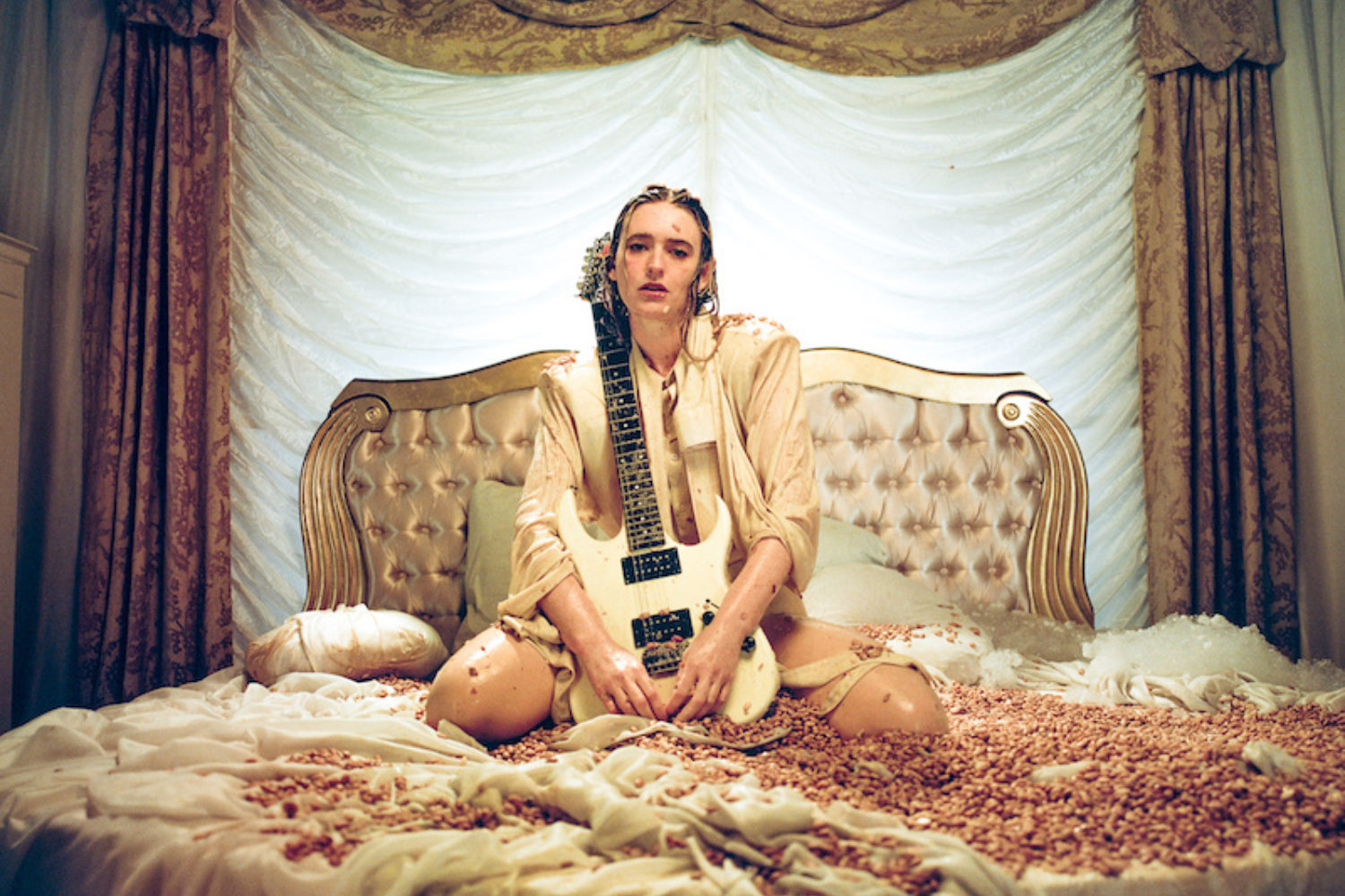 Number One Popstar drops new track 'TV'