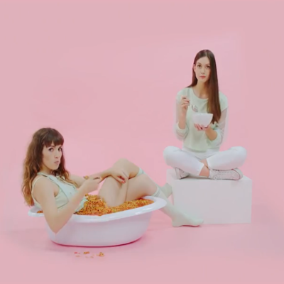 Oh Wonder go speed-dating in the video for ‘High On Humans’