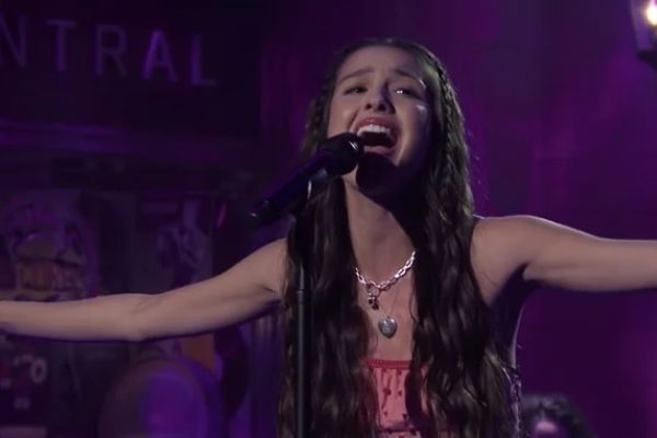 Olivia Rodrigo performs 'Drivers License' and 'good 4 u' on SNL