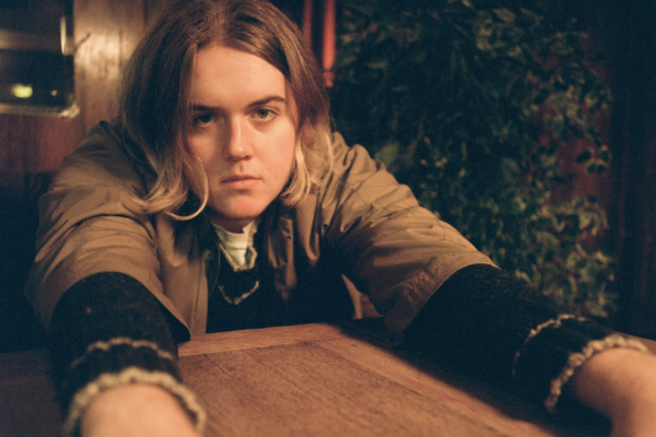 Oscar Lang announces debut album 'Chew The Scenery'