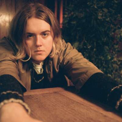 Oscar Lang announces debut album 'Chew The Scenery'