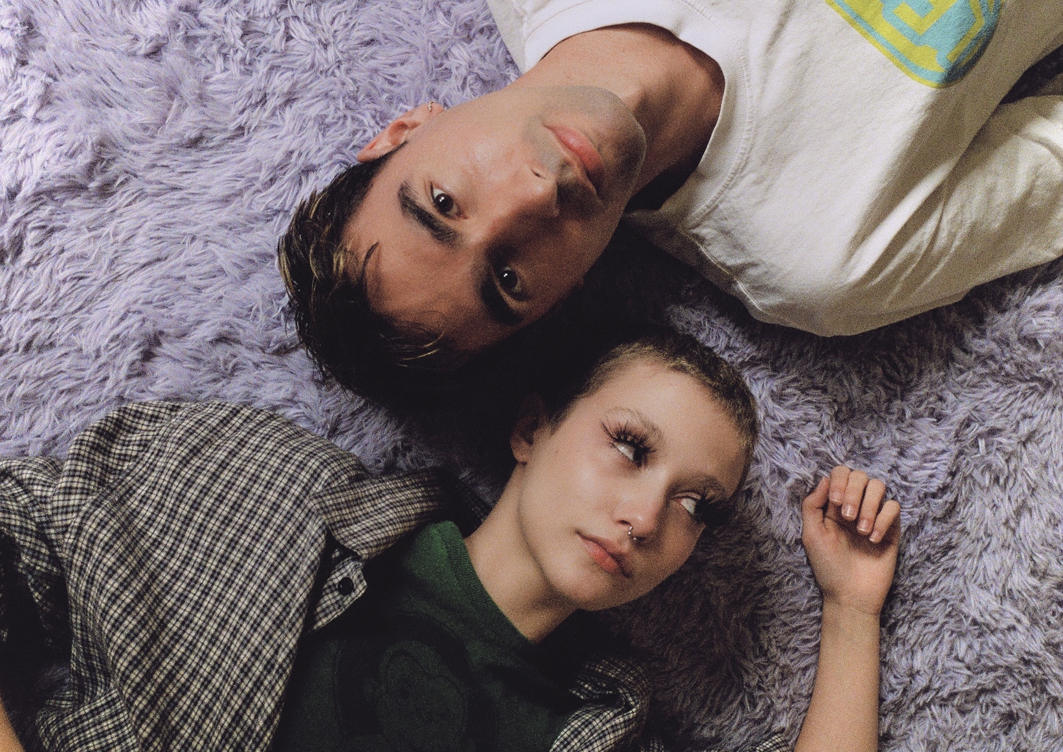 Oscar Scheller and Chloe Moriondo join forces for 'Hard Being Alive' - Vimarsana News