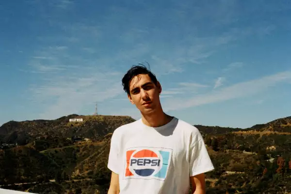 Oscar Scheller and Lily Allen team up for new song, '1%'