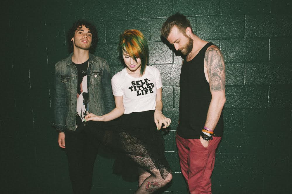 paramore self titled deluxe rar