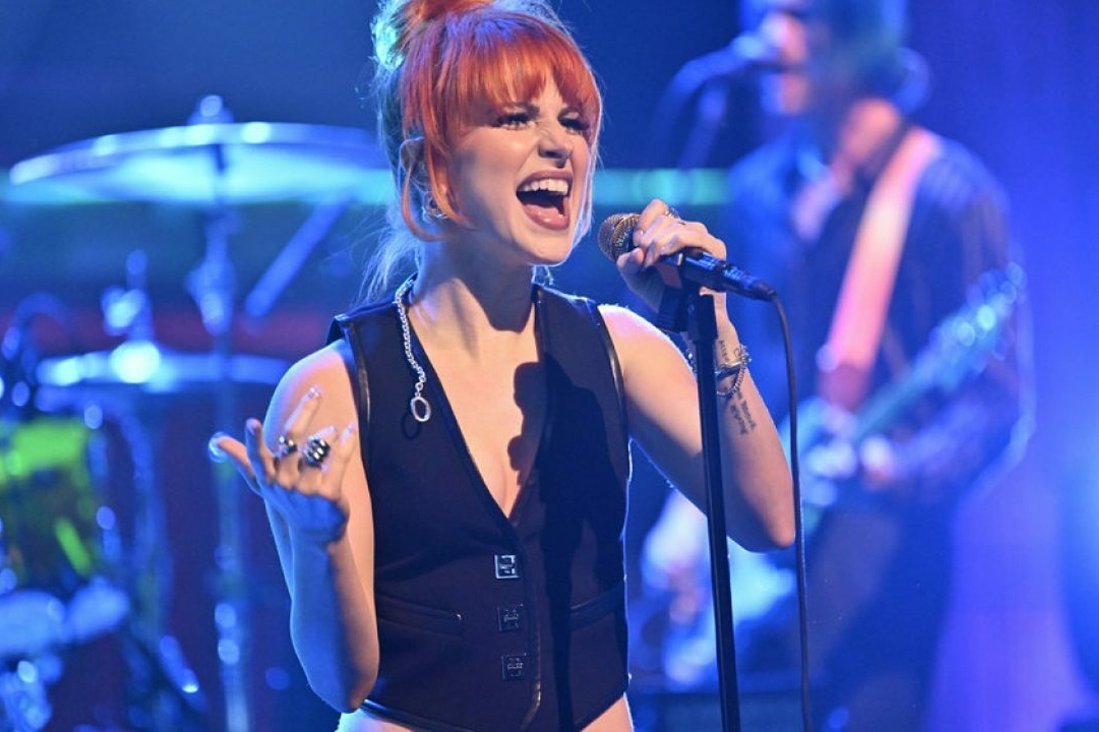 Watch Paramore perform 'This Is Why' on The Tonight Show Starring Jimmy Fallon
