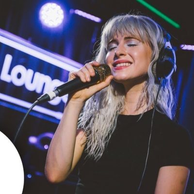 Watch Paramore cover Drake and play 'Hard Times' in the Live Lounge