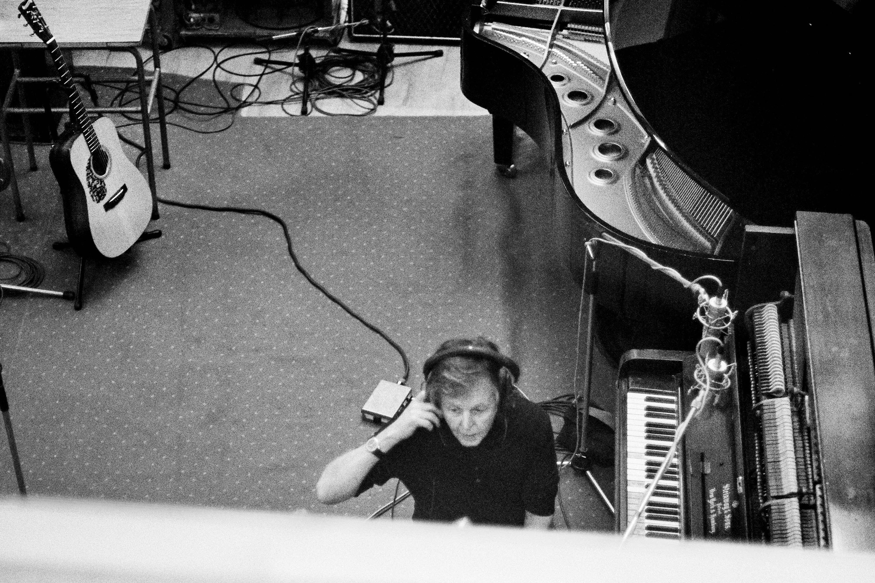 Paul McCartney announces new AA-side ‘I Don’t Know’/’Come On To Me’