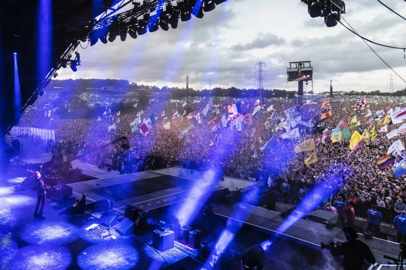 Paul McCartney brings out Bruce Springsteen and Dave Grohl in a history-making Glastonbury 2022 headline set