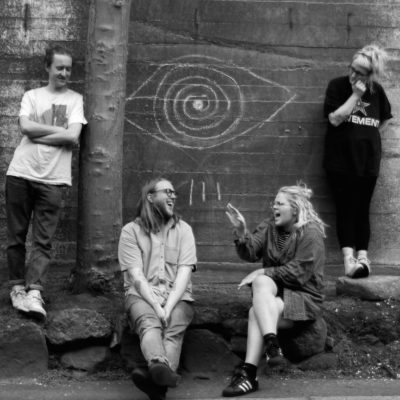 Penelope Isles sign to Bella Union, share ‘Chlorine’ performance video