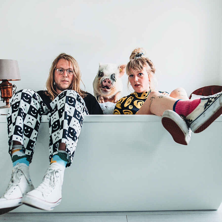 Penelope Isles reveal 'Sudoku' video