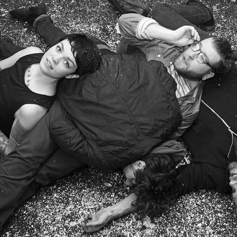 Hear Perfect Pussy remix Deerhoof’s ‘Exit Only’
