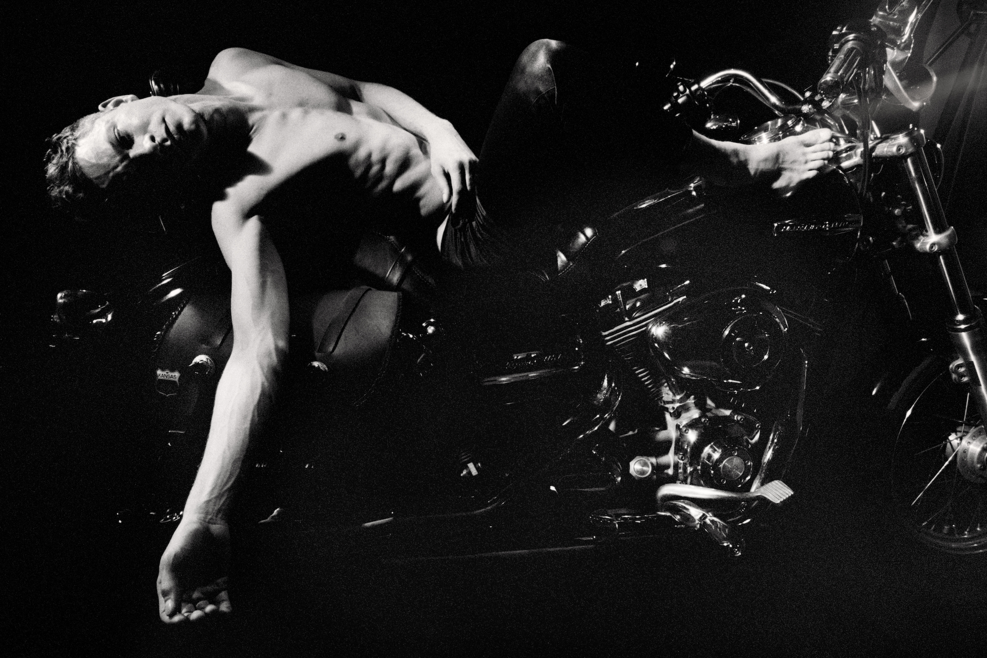 Perfume Genius shares new track and video ‘On The Floor’