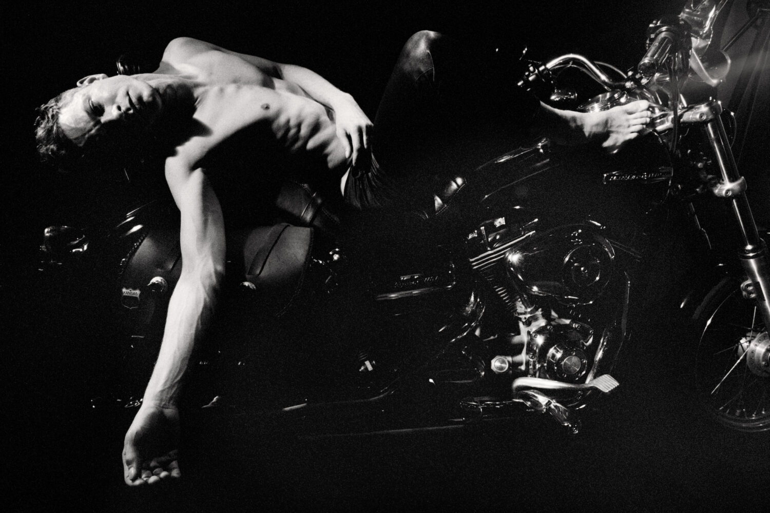 Perfume Genius releases full ‘Set My Heart On Fire Immediately’ livestream concert