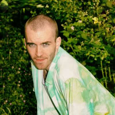Pizzagirl shares sunshine-soaked new song ‘dennis’