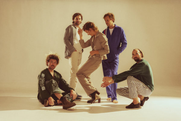 Pond offer up new track 'Toast'