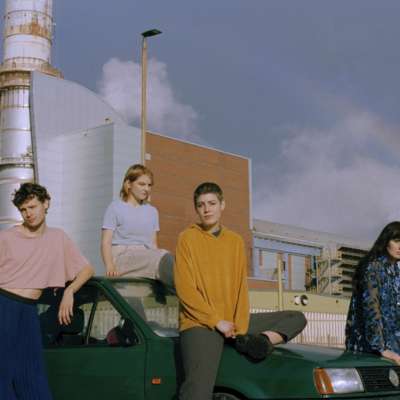 Porridge Radio unveil new single ‘Circling’
