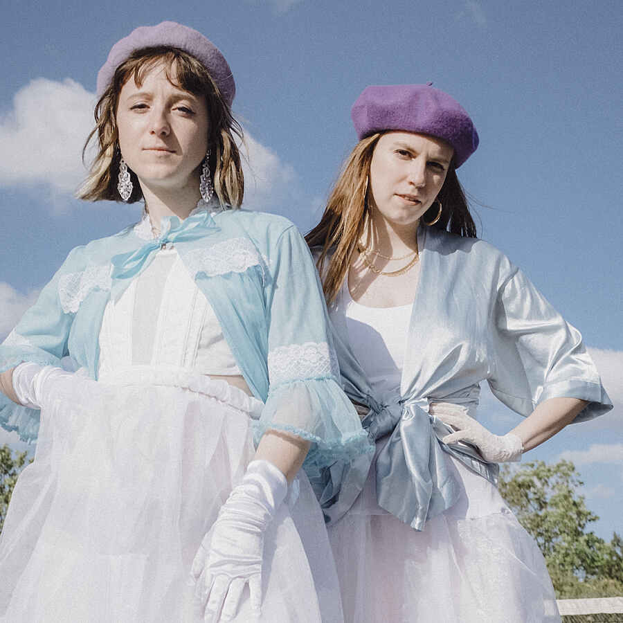Prima Queen: "What’s powerful is that we are best friends and we write the songs together"
